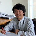 長谷川哲夫